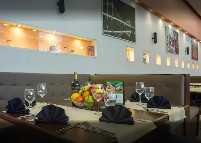 By Zenit In Terra Complex B30 公寓 拉兹洛格